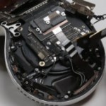 iFixit dévoile une des raisons du prix élevé du Vision Pro : ce casque est incroyablement complexe