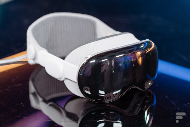 Apple Vision Pro // Source : Robin Wycke pour Frandroid
