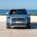 Mini copie Renault et Tesla et réduit drastiquement le prix de cette voiture électrique en France Mini copie Renault et Tesla et réduit drastiquement le prix de cette voiture électrique en France