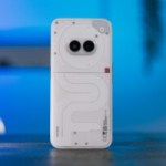 Le prix du Nothing Phone (2a) n’est jamais tombé aussi bas grâce à cette offre Boulanger