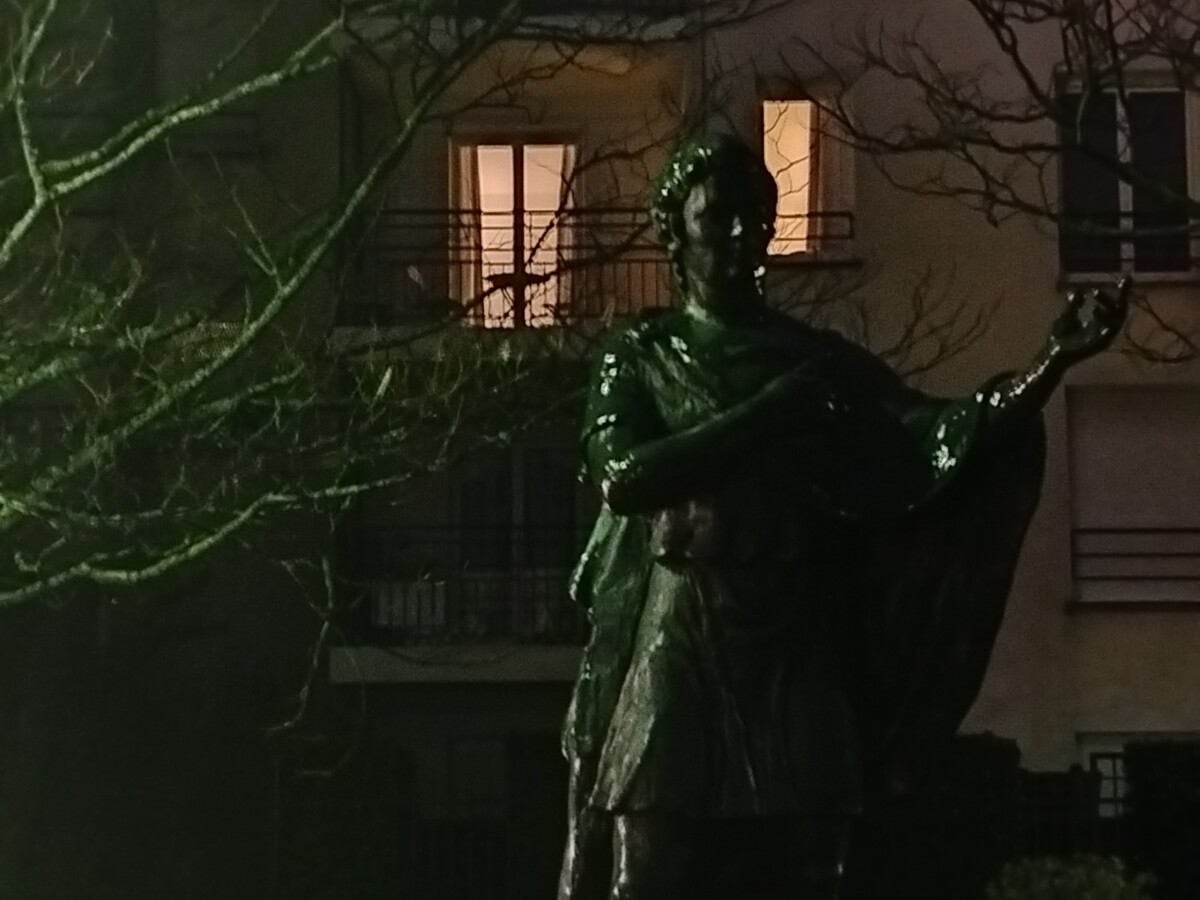 Photo de nuit zoom x3 Photo de nuit zoom x3