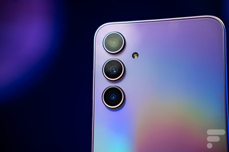 Le Samsung Galaxy A35 // Source : Chloé Pertuis pour Frandroid