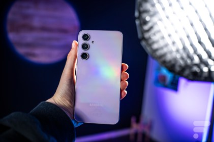 Le Samsung Galaxy A35 // Source : Chloé Pertuis pour Frandroid