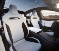 Tesla Model S Plaid sieges