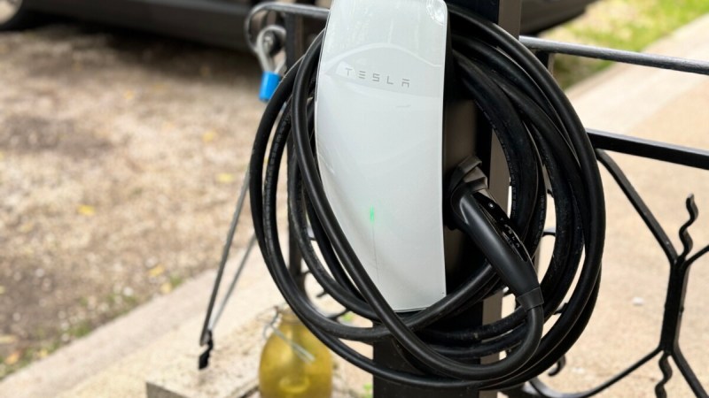 Recharger sa voiture électrique avec ses panneaux solaires : tout ce qu’il faut savoir