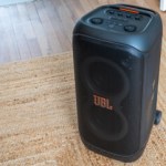 Test de la JBL PartyBox Stage 320 : une enceinte de soirée aux performances impressionnantes Test de la JBL PartyBox Stage 320 : une enceinte de soirée aux performances impressionnantes