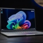 Test du Asus Vivobook S 15 (Snapdragon) : pas une révolution, mais un bon début Test du Asus Vivobook S 15 (Snapdragon) : pas une révolution, mais un bon début