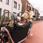 Decathlon fait -500 € sur son vélo cargo électrique familial pour transporter jusqu’à 4 enfants sans efforts Decathlon fait -500 € sur son vélo cargo électrique familial pour transporter jusqu’à 4 enfants sans efforts