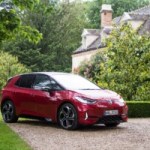 On est montés à bord de la Volkswagen ID.3 GTX : la voiture électrique la moins chère avec plus de 600 km d’autonomie