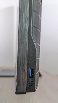 TCL_65C89B_details_014b