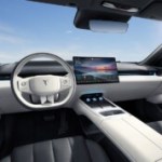 Voici à quoi ressemble l’intérieur de la nouvelle voiture électrique de Huawei Voici à quoi ressemble l’intérieur de la nouvelle voiture électrique de Huawei
