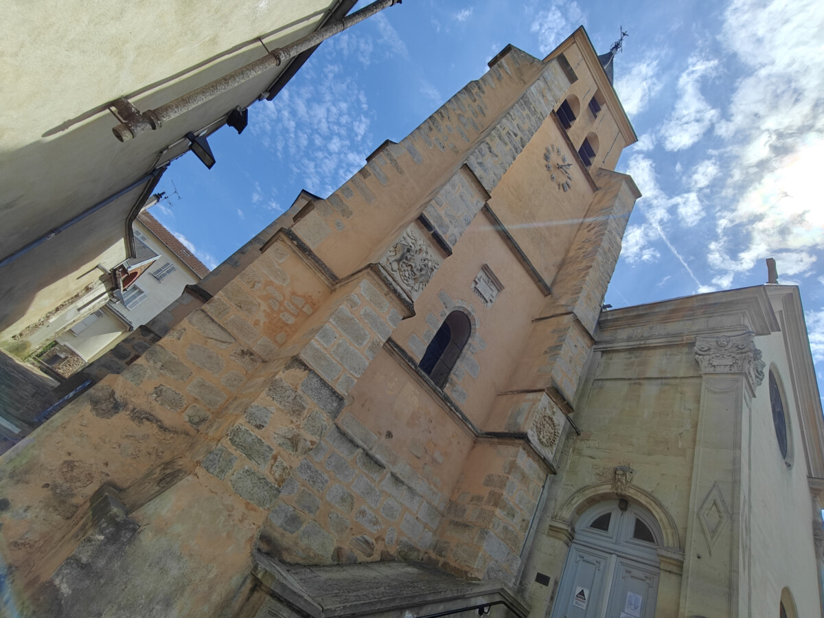 Ultra grand-angle Ultra grand-angle