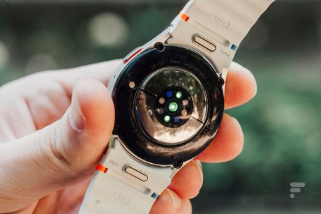 Le capteur de fréquence cardiaque de la Samsung Galaxy Watch 7
