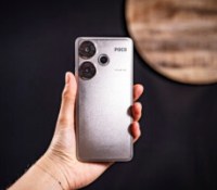 Xiaomi Poco F6 // Source : Chloé Pertuis pour Frandroid