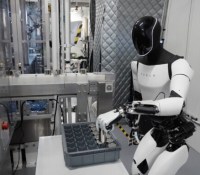 Tesla Optimus robot