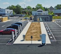 Tesla – Superchargeur de Roye (3)