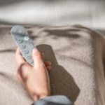 Google TV vérifiera si vous êtes toujours réveillé devant votre téléviseur Google TV vérifiera si vous êtes toujours réveillé devant votre téléviseur
