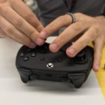 Prise en main de la Razer Wolverine V3 Pro : la super-héroïne des manettes ? Prise en main de la Razer Wolverine V3 Pro : la super-héroïne des manettes ?