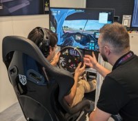 Je suis devenu pilote de course : prise en main du setup simracing de Revosim (Nacon)