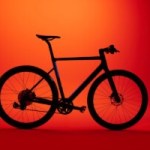 Ce nouveau vélo électrique d’aventure impressionne par sa légèreté Ce nouveau vélo électrique d’aventure impressionne par sa légèreté