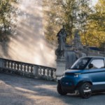 180 km d’autonomie et 90 km/h avec un simple permis 125 : cette voiture électrique veut concurrencer la Citroën Ami 180 km d’autonomie et 90 km/h avec un simple permis 125 : cette voiture électrique veut concurrencer la Citroën Ami