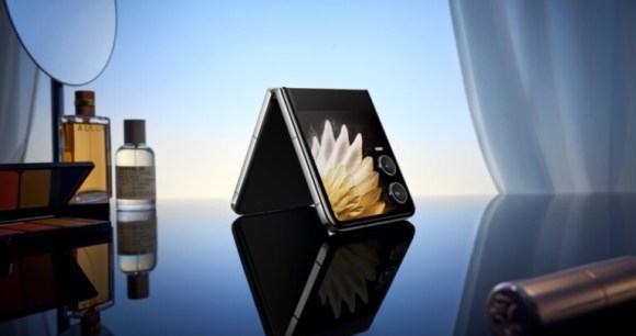 Le géant chinois Tecno s&rsquo;attaque à Samsung avec son Phantom V Flip 2