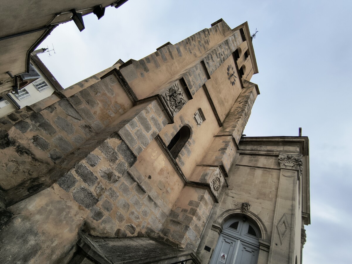 Ultra grand-angle Ultra grand-angle