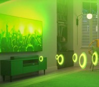 Voici un énorme TV 4K Philips Ambilight pas cher de 75&Prime; pour votre salon, avec en prime une barre de son offerte