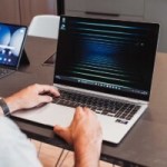 Samsung Galaxy Book 5 Pro 360 : un PC 2-en-1 paré pour l’avenir avec la dernière puce Intel Samsung Galaxy Book 5 Pro 360 : un PC 2-en-1 paré pour l’avenir avec la dernière puce Intel