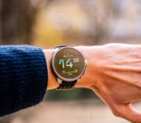 Suunto Race : la version titane de cette montre connectée notée 9/10 est à -25 % sur Amazon