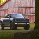 Le n°1 du vélo en Europe ferme son usine historique, les pickups américains arrivent en Europe, Elon Musk, Tesla, les lasers et les radars – Le récap&rsquo; Survoltés