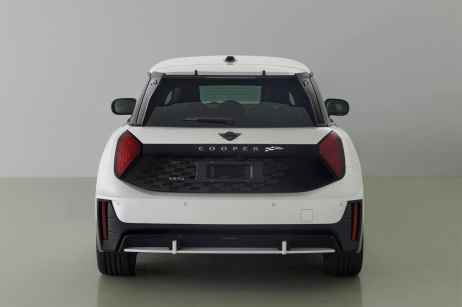 Mini Cooper John Cooper Works // Source : MIIT