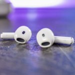 Apple fait évoluer ses AirPods pour les rendre encore plus performants : voici les nouveautés Apple fait évoluer ses AirPods pour les rendre encore plus performants : voici les nouveautés