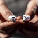 Apple a dévoilé ses AirPods 5, mais les AirPods 4 avec ANC en promo à moins de 140 € valent encore le détour