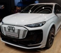 Nous avons vu l&rsquo;Audi Q6 Sportback e-tron : avec 650 km d&rsquo;autonomie, elle comble l&rsquo;écart avec Porsche
