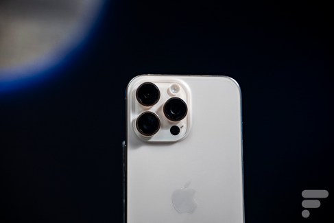 iPhone 16 Pro Max // Source : Chloé Pertuis pour Frandroid