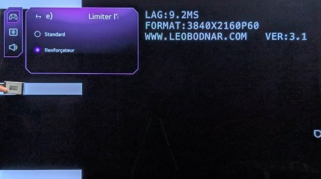 LG OLED65C4 // Source : Sylvain Pichot / Frandroid