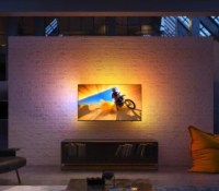Ce récent TV QLED Philips de 55&Prime;, avec Mini LED et Ambilight, est déjà 100 € moins cher