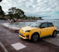 Renault 5 E-Tech // Source : Robin Wycke pour Frandroid Renault 5 E-Tech // Source : Robin Wycke pour Frandroid