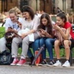 Interdire les réseaux sociaux aux moins de 16 ans : le projet envisagé en Australie Interdire les réseaux sociaux aux moins de 16 ans : le projet envisagé en Australie