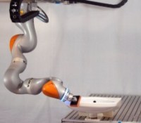 Un seul coup d&rsquo;œil suffit à ce robot pour maîtriser une tâche à la perfection