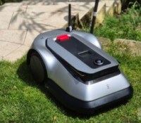 Test de l&rsquo;Ecovacs G1-2000 : une des tondeuses robots les plus avancées