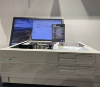 Allergique au RGB ? Ce boîtier PC aux allures rétro devrait vous combler