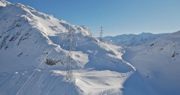 Un ouvrage électrique sous la neige // Source : RTE Un ouvrage électrique sous la neige // Source : RTE