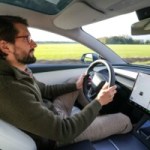 Tesla va enfin corriger le plus grand défaut de ses voitures électriques pour les longs trajets Tesla va enfin corriger le plus grand défaut de ses voitures électriques pour les longs trajets