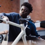 Bonne nouvelle pour les vélos électriques Cowboy, qui s’allient à un gros groupe industriel français Bonne nouvelle pour les vélos électriques Cowboy, qui s’allient à un gros groupe industriel français