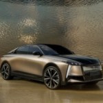 Voici la DS N°8, la voiture électrique française qui fait mieux que n’importe quelle Tesla en autonomie Voici la DS N°8, la voiture électrique française qui fait mieux que n’importe quelle Tesla en autonomie
