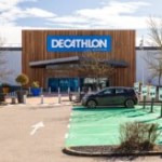 Tesla battu par un petit nouveau : comment Decathlon s&rsquo;invite dans les réseaux de recharge préférés des Français