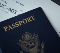 Après la carte d&rsquo;identité et la carte Vitale, c&rsquo;est le passeport qui va se dématérialiser