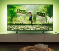 Voilà un TV Philips Ambilight géant de 75&Prime; à -40 % parfait pour mater les films de Noël